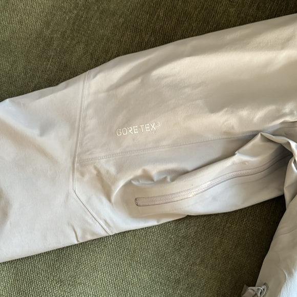Arc’teryx Gore Tex Pro Sentinel Shell Women’s Small Grey - Picture 7 of 14